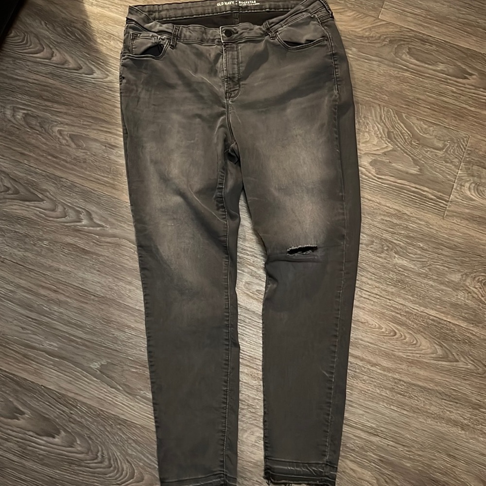 Skinny Old Navy Rockstar/Mid rise jean